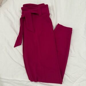 Soho Women's Fuchsia Tie-Waist Cropped Pants